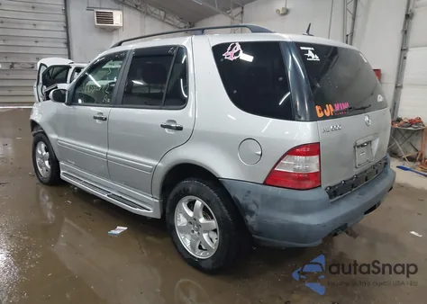 2003 Mercedes-Benz M-Class 5.0L z USA, uszkodzony, nr VIN 4JGAB75E93A394734
